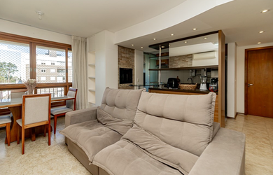 Imagem: O apartamento possui 3 Dormitórios, 1 Suíte, 2 Banheiros