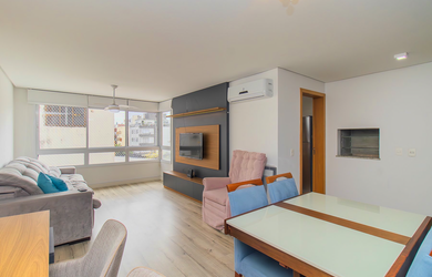 Imagem: O apartamento possui 2 Dormitórios, 1 Suíte, 2 Banheiros