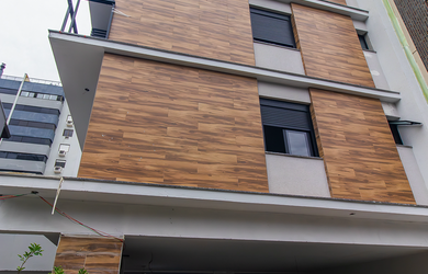 Imagem: O apartamento possui 2 Dormitórios, 1 Suíte, 2 Banheiros