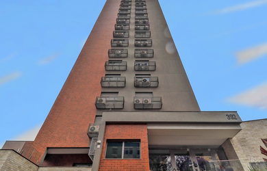 Imagem: O apartamento possui 2 Dormitórios, 1 Suíte, 3 Banheiros