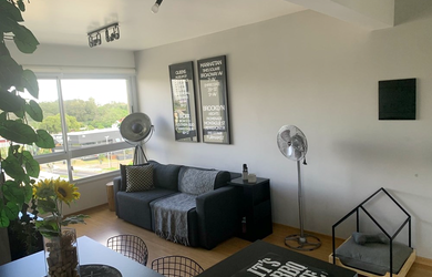 Imagem: O apartamento possui 2 Dormitórios, 1 Suíte, 3 Banheiros