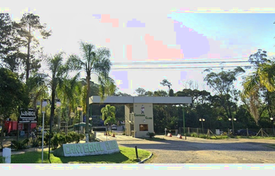 Imagem: A casa em condomínio possui 3 Dormitórios, 2 Banheiros, 2