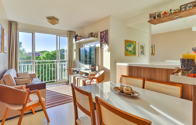 Imagem: O apartamento possui 2 Dormitórios, 1 Suíte, 2 Banheiros