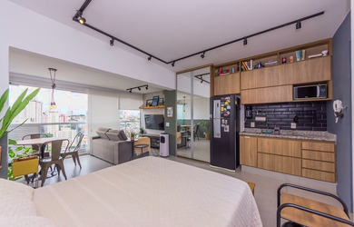 Imagem: O apartamento possui 1 Dormitório, 1 Banheiro, 1 Vaga na garagem