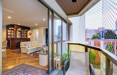 Imagem: O apartamento possui 3 Dormitórios, 2 Suítes, 5 Banheiros