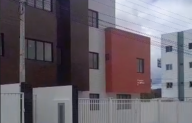 Imagem: O apartamento possui 2 Dormitórios, 1 Suíte, 2 Banheiros