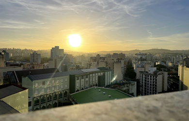 Imagem: O apartamento possui 3 Dormitórios, 1 Suíte, 3 Banheiros