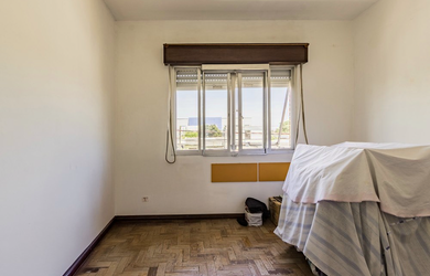 Imagem 4: Casa à venda em Porto Alegre, Sarandi, com 4 quartos, 300m²