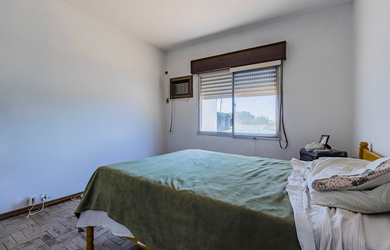 Imagem 7: Casa à venda em Porto Alegre, Sarandi, com 4 quartos, 300m²