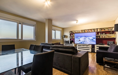 Imagem: O apartamento possui 3 Dormitórios, 2 Banheiros e 118m² de