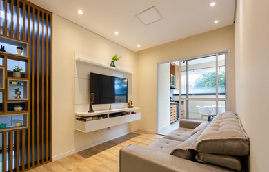 Imagem: O apartamento possui 2 Dormitórios, 1 Suíte, 2 Banheiros