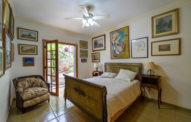 Imagem 12: na Rua Alfredo Abaid. Churrasqueira, Varanda, Área de serviçoeLareira