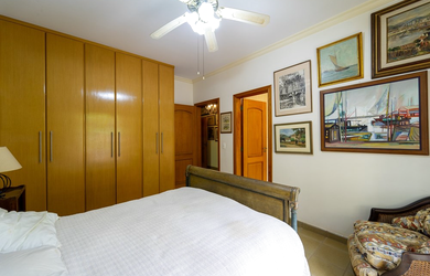 Imagem 14: na Rua Alfredo Abaid. Churrasqueira, Varanda, Área de serviçoeLareira