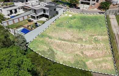 Imagem: O terreno e está localizado em Jardim Florestal, Jundiaí à