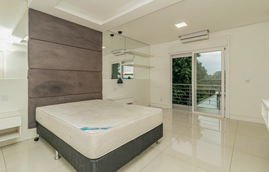 Imagem 3: 4 dormitórios na Avenida Nonoai