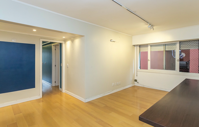 Imagem: O apartamento possui 3 Dormitórios, 1 Suíte, 3 Banheiros