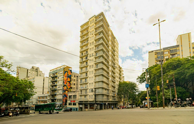 Imagem 7: 3 dormitórios na Avenida Desembargador André Da Rocha