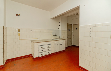 Imagem 2: 3 dormitórios na Avenida Desembargador André Da Rocha