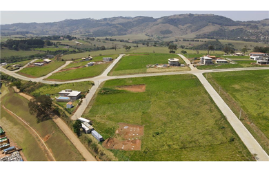 Imagem 3: Terreno à venda em Joanópolis, Centro, 1000m²