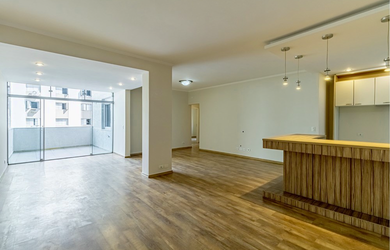 Imagem: O apartamento possui 3 Dormitórios, 1 Suíte, 3 Banheiros