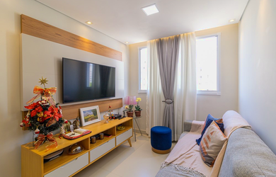 Imagem: O apartamento possui 2 Dormitórios, 1 Banheiro, 1 Vaga na garagem