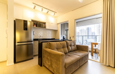 Imagem: O studio possui 1 Dormitório, 1 Banheiro, 1 Vaga na garagem