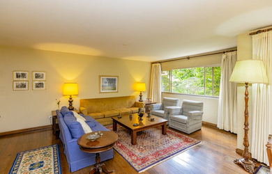 Imagem: O apartamento e possui 4 Dormitórios, 1 Suíte, 4 Banheiros