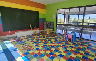 Imagem 4: na Rua Madre Clara. PiscinaeChurrasqueira