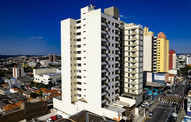 Imagem: O apartamento possui 3 Dormitórios, 1 Suíte, 4 Banheiros