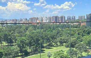 Imagem: O apartamento possui 3 Dormitórios, 3 Suítes, 5 Banheiros