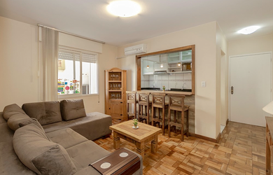 Imagem: O apartamento possui 1 Dormitório, 1 Banheiro, 1 Vaga na garagem