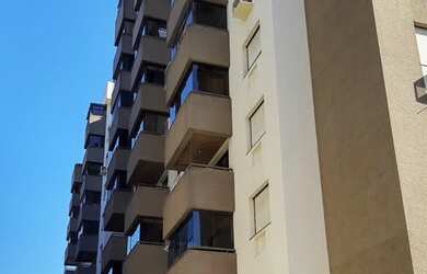 Imagem 2: Apartamento à venda no bairro Menino Deus - Porto Alegre/RS