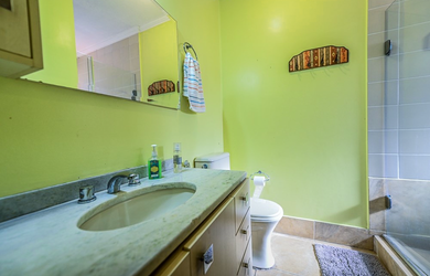 Imagem 14: Casa em condomínio à venda em Porto Alegre-RS, bairro Cavalhada: 3 quartos, 1 suíte, 4 ban