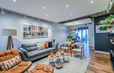 Imagem: A casa possui 3 Dormitórios, 3 Suítes, 3 Banheiros e 2 Vagas