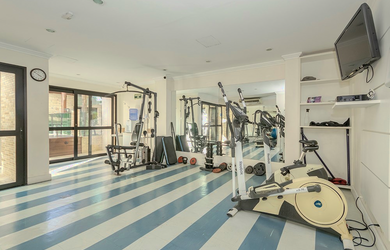 Imagem 11: Apartamento à venda em Porto Alegre-RS, bairro Tristeza: 2 quartos, 1 suíte, 2 banheiros