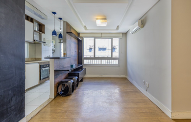 Imagem: O apartamento possui 3 Dormitórios, 1 Suíte, 2 Banheiros