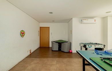 Imagem 2: Apartamento à venda em Porto Alegre, Santana, com 3 quartos, 82m²