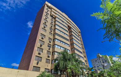 Imagem: O apartamento possui 3 Dormitórios, 1 Suíte, 4 Banheiros