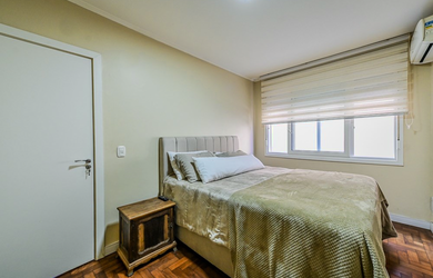 Imagem 11: Apartamento à venda em Porto Alegre, Rio Branco, com 2 quartos, 77m²