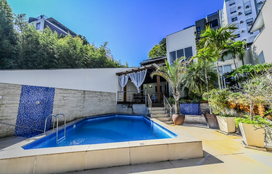 Imagem 14: 5 dormitórios, 5 suíte, 10 banheiro, 4 vagas na garagem