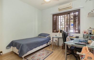 Imagem 15: Casa à venda em Porto Alegre, Moinhos de Vento, com 4 quartos, 174m²