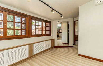 Imagem 2: CASA RESIDENCIAL em Porto Alegre - RS, Bela Vista