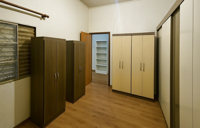 Imagem 2: Casa à venda em Porto Alegre, Menino Deus, com 2 quartos, 80m²