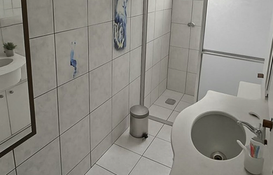 Imagem 6: Casa à venda em Porto Alegre, Menino Deus, com 2 quartos, 80m²