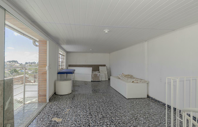 Imagem 8: Casa à venda em Porto Alegre, Jardim Sabará, com 3 quartos, 250m²