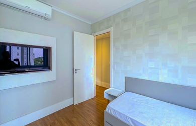 Imagem 2: Apartamento à venda em Porto Alegre, Jardim Europa, com 3 quartos, 125m²