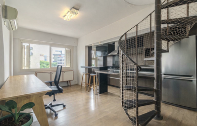 Imagem 2: Cobertura à venda em Porto Alegre, Rio Branco, com 1 quarto, 120m²