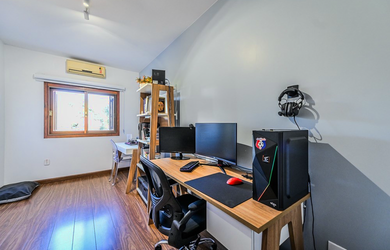 Imagem 13: CASA RESIDENCIAL em Porto Alegre - RS, Tristeza