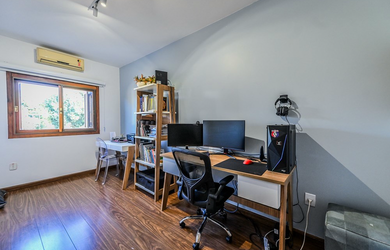 Imagem 12: CASA RESIDENCIAL em Porto Alegre - RS, Tristeza