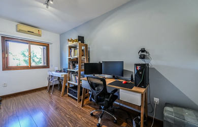 Imagem 11: CASA RESIDENCIAL em Porto Alegre - RS, Tristeza